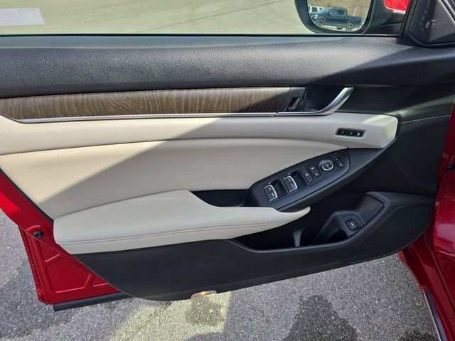 2020 Honda Accord Hybrid Touring