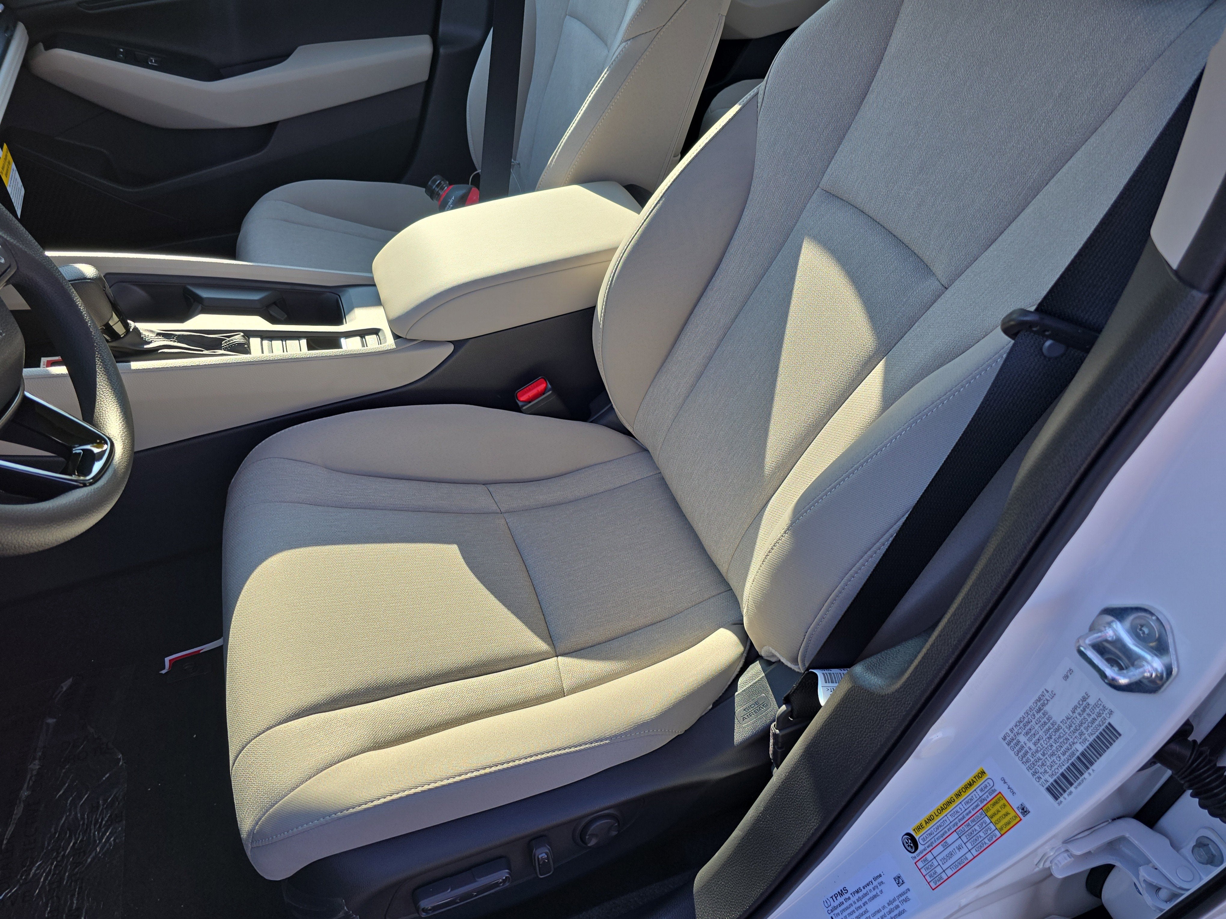 2025 Honda Accord Sedan SE