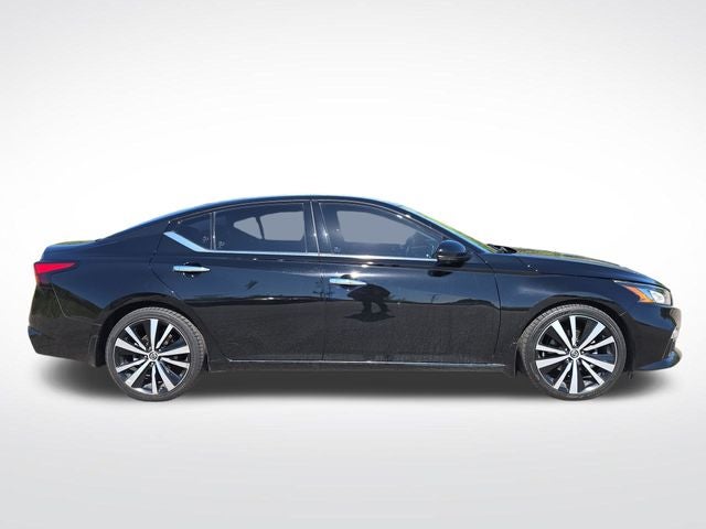 2020 Nissan Altima 2.0 Platinum