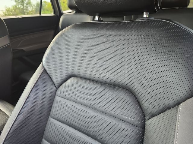 2021 Volkswagen Atlas Cross Sport 3.6L V6 SEL Premium R-Line