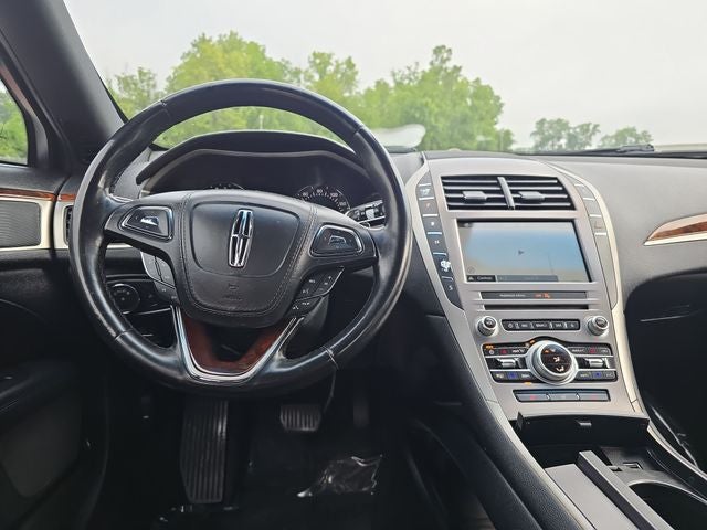 2017 Lincoln MKZ Select