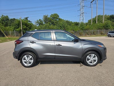 2025 Nissan Kicks Play S