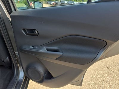 2025 Nissan Kicks Play S