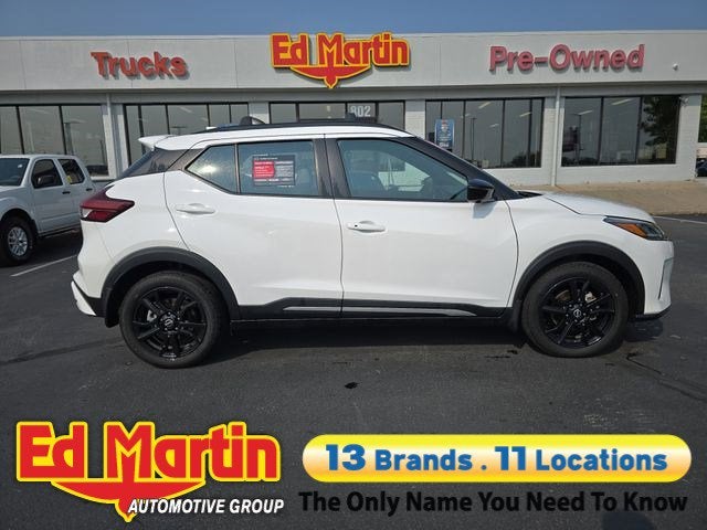 2023 Nissan Kicks SR