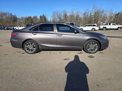 2016 Toyota Camry SE