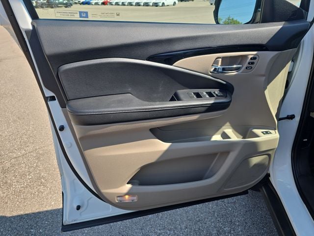 2021 Honda Pilot Touring 7 Passenger