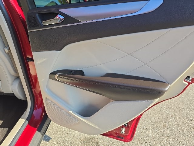 2019 Lincoln MKC Standard