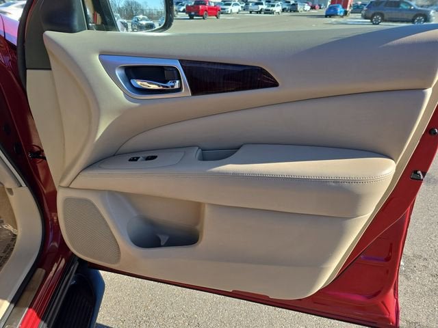 2013 Nissan Pathfinder SL