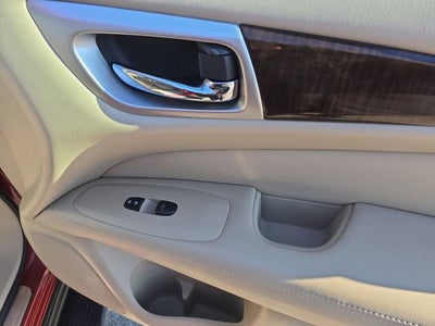 2013 Nissan Pathfinder SL