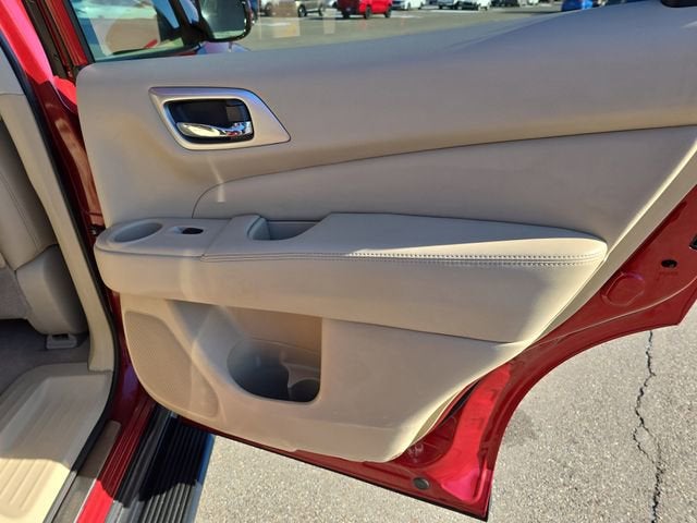 2013 Nissan Pathfinder SL