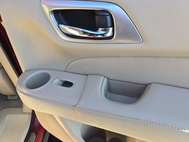 2013 Nissan Pathfinder SL