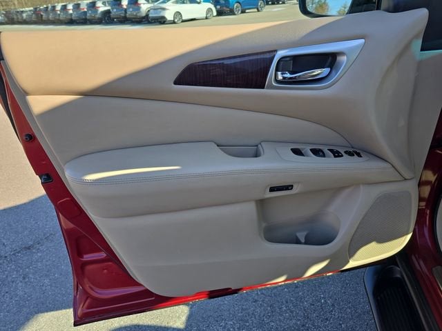 2013 Nissan Pathfinder SL