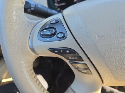 2013 Nissan Pathfinder SL