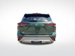 2024 Toyota Highlander Hybrid Platinum
