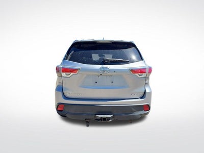 2016 Toyota Highlander XLE V6