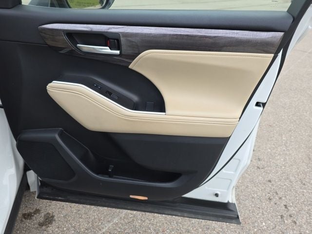 2023 Toyota Highlander Hybrid Limited