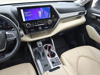 2023 Toyota Highlander Hybrid Limited