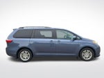 2017 Toyota Sienna XLE 8 Passenger