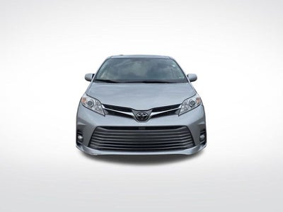 2020 Toyota Sienna XLE 8 Passenger