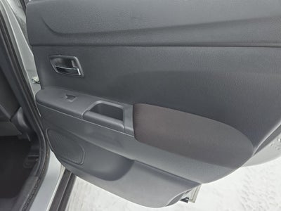 2025 Mitsubishi Outlander Sport ES