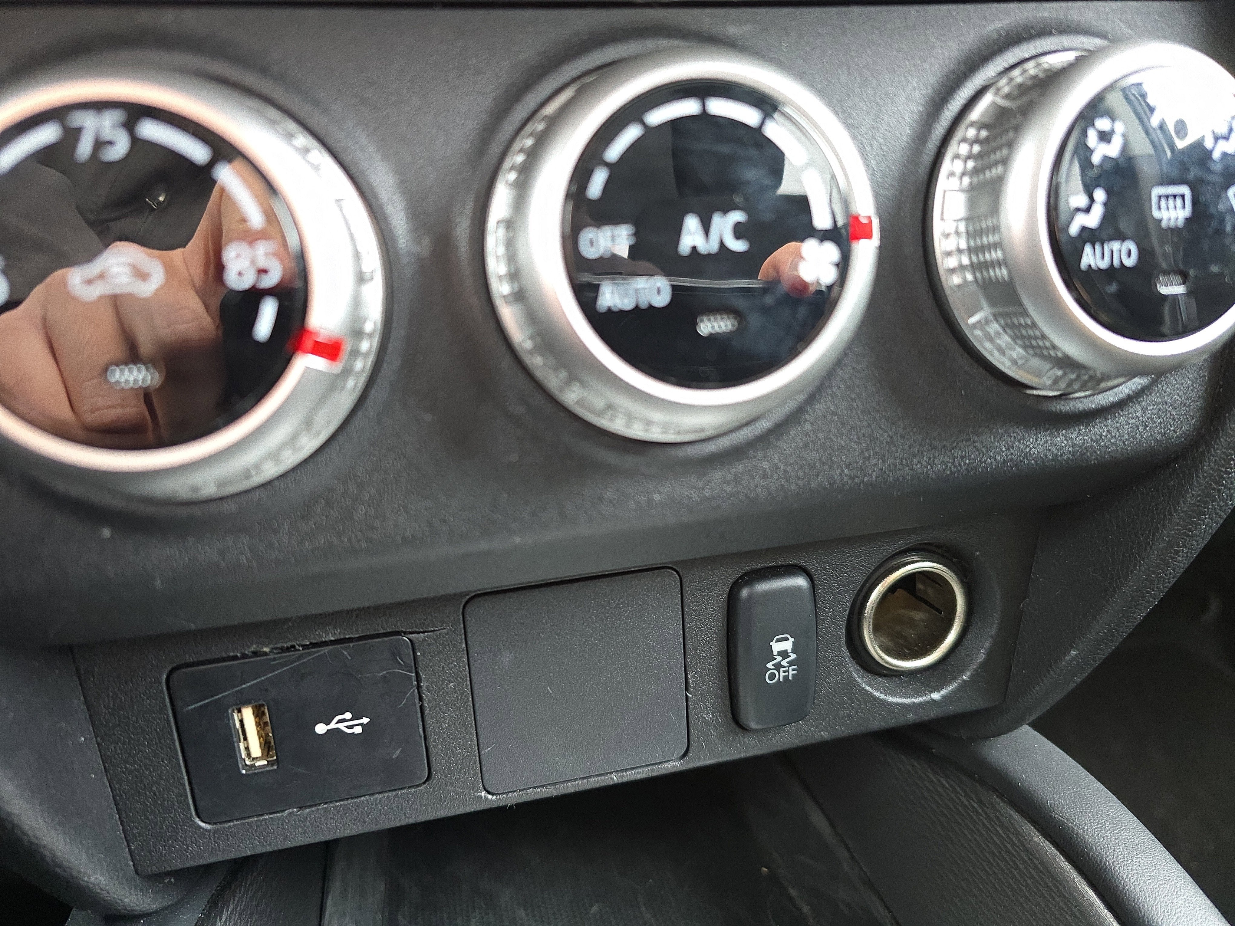 2025 Mitsubishi Outlander Sport ES