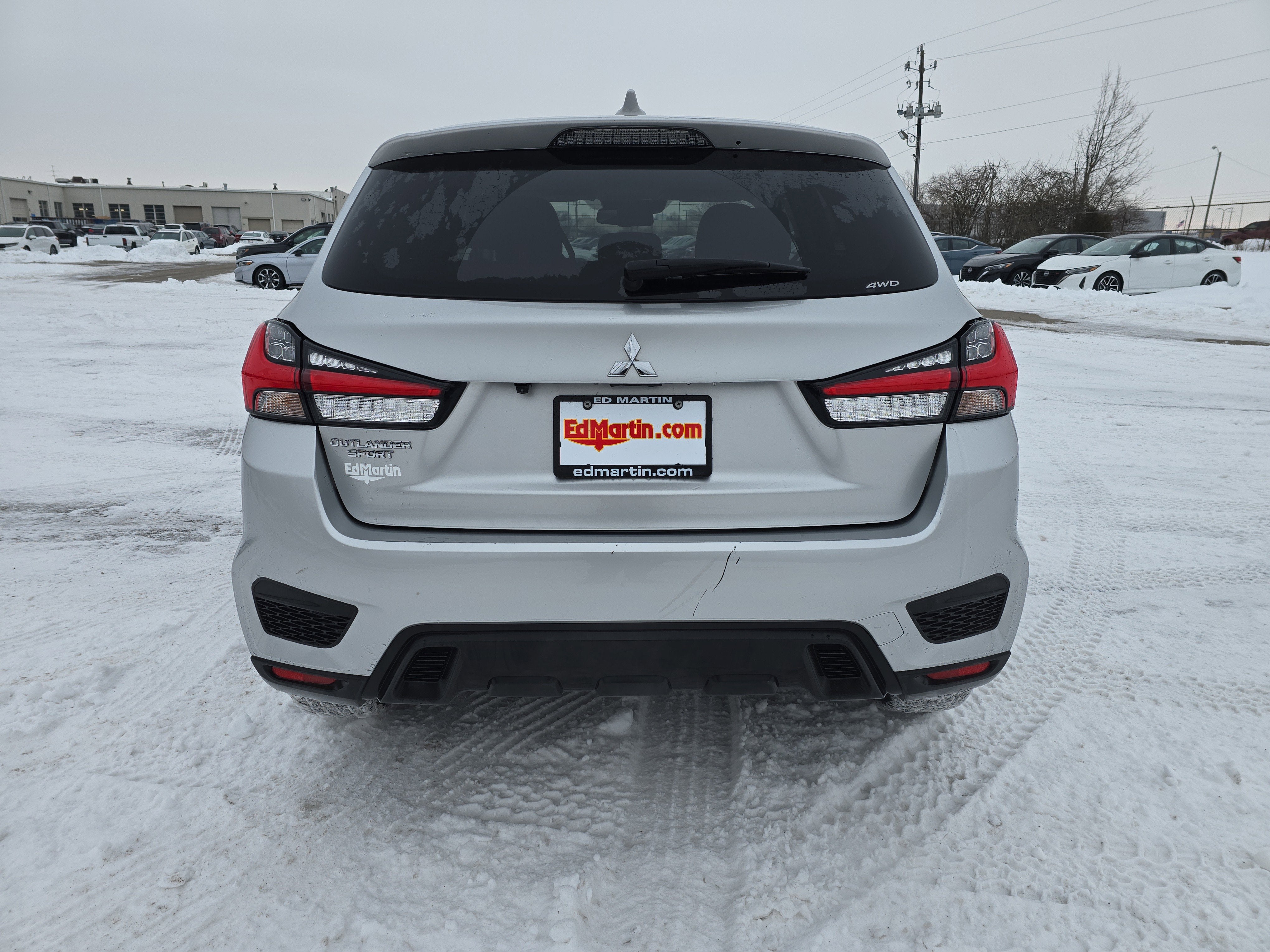 2025 Mitsubishi Outlander Sport ES