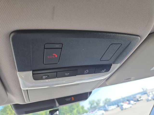 2022 Mitsubishi Outlander Base