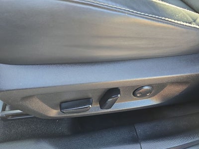 2022 Mitsubishi Outlander Base