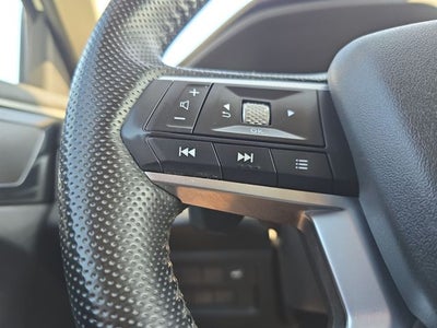 2022 Mitsubishi Outlander Base