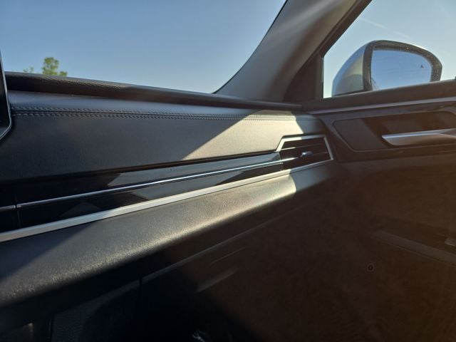 2022 Mitsubishi Outlander Base