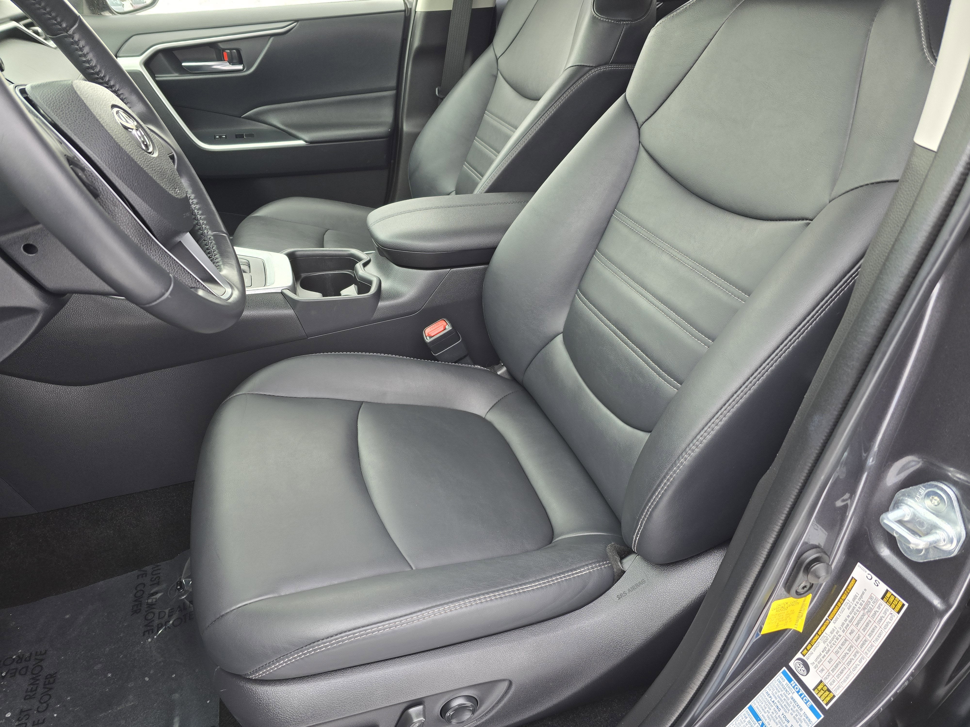 2021 Toyota RAV4 Hybrid XLE Premium