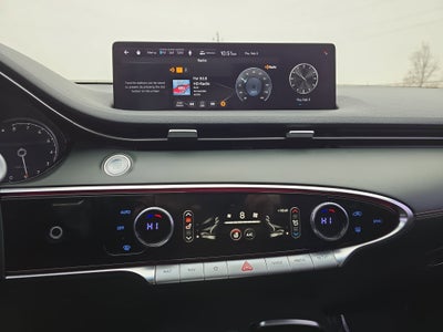 2022 Genesis GV70 2.5T