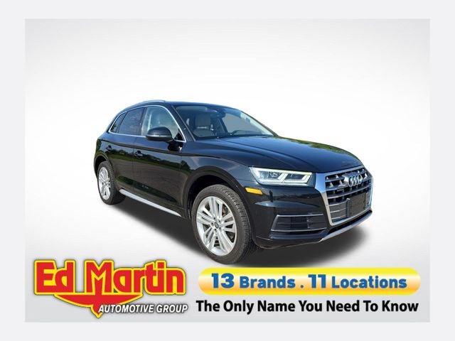 2019 Audi Q5 2.0T quattro S tronic Premium Plus's photo