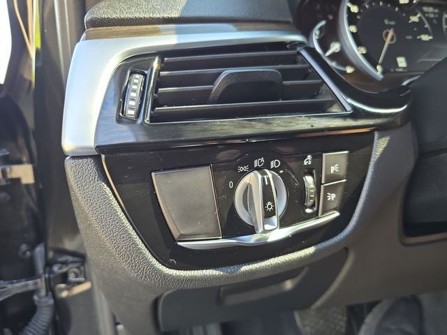 2019 BMW 5 Series 530i xDrive